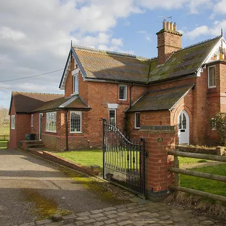 Moss Cottage-3